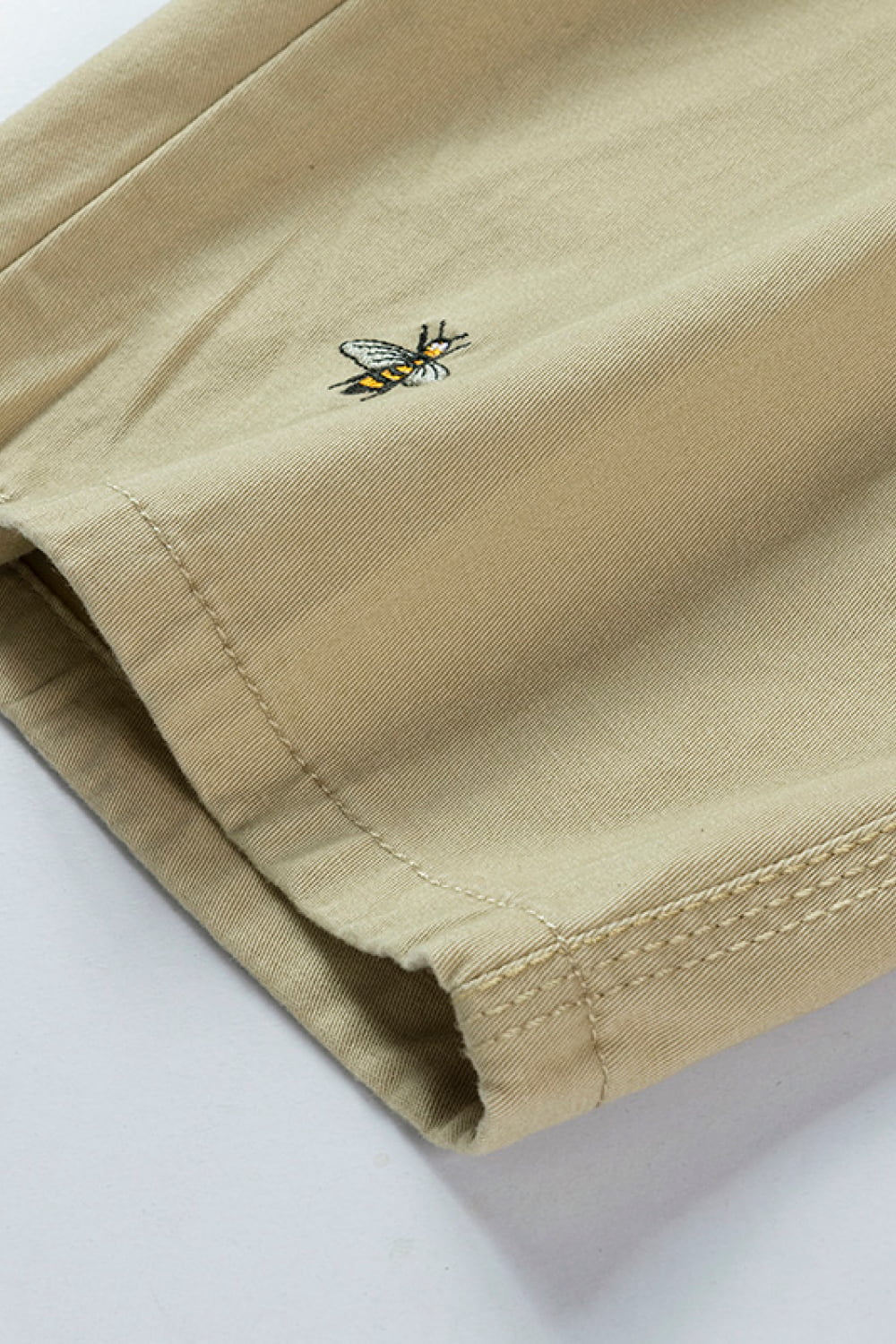 Bee Embroidery Belted Shorts